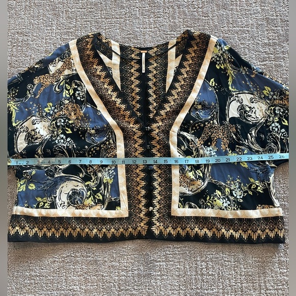 Free People Catch Me If You Can Tie Sleeve Blouse, Boho Cheetah Print, XS - Picture 7 of 16